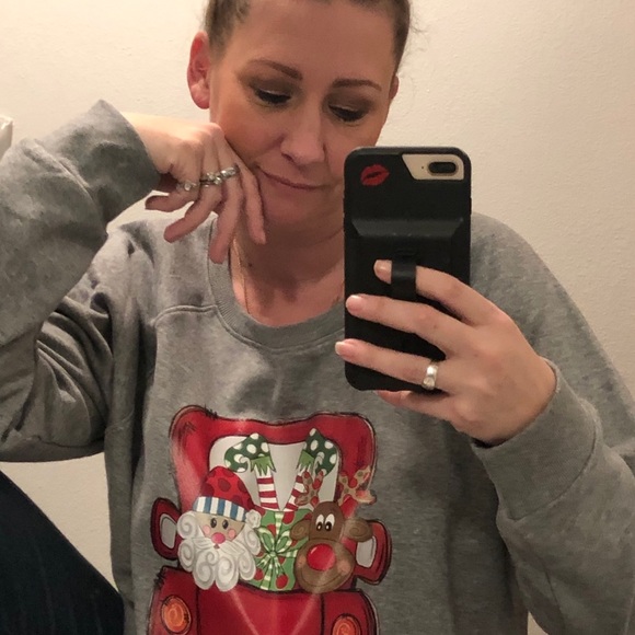 Red truck Christmas sweatshirt - Picture 2 of 4